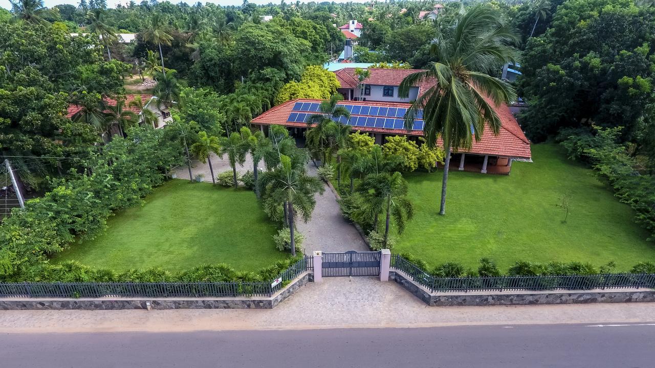 Tropical Villas Negombo Exterior foto