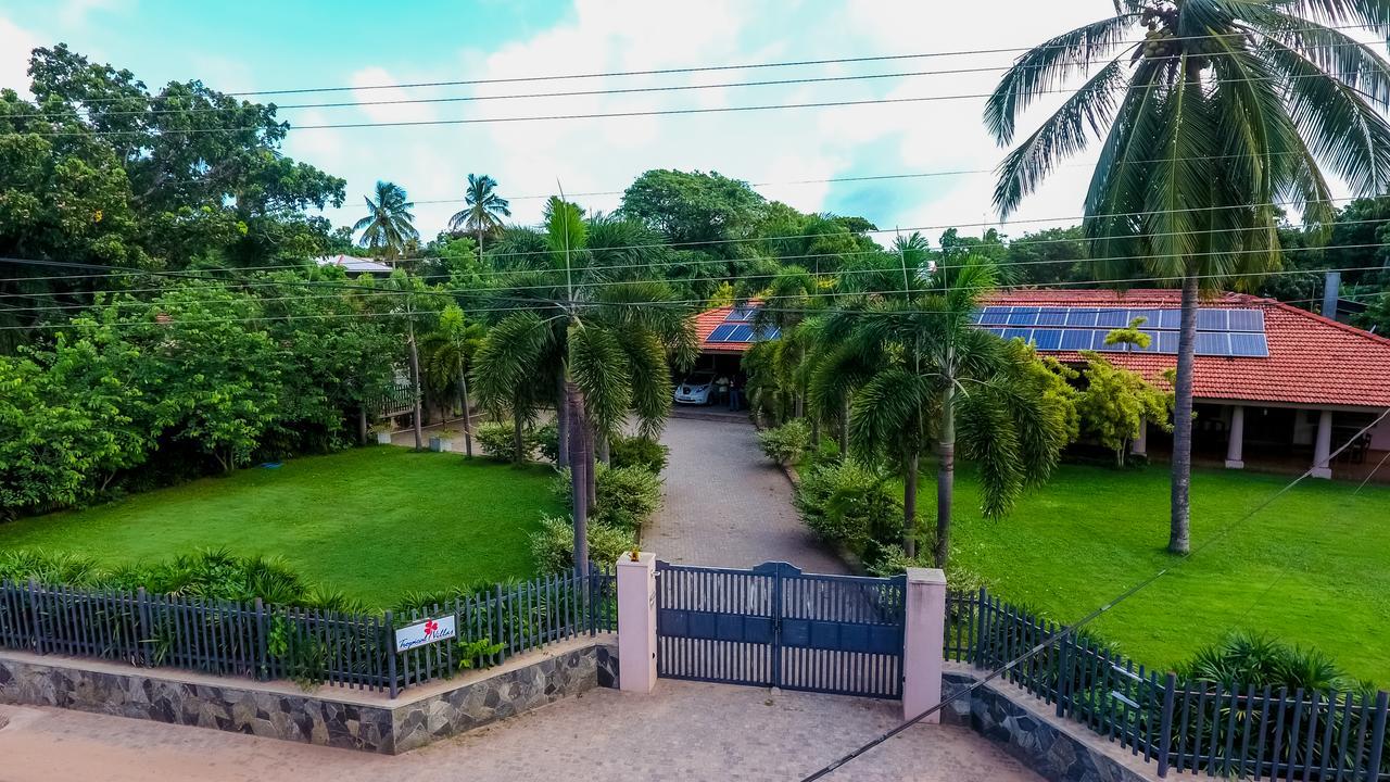 Tropical Villas Negombo Exterior foto