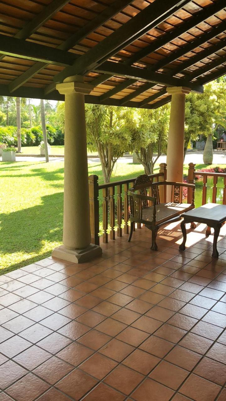 Tropical Villas Negombo Exterior foto