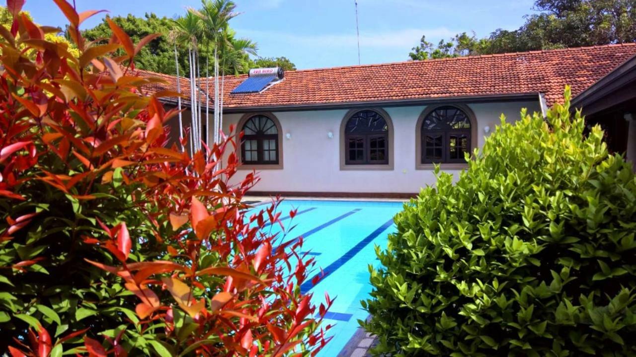 Tropical Villas Negombo Exterior foto